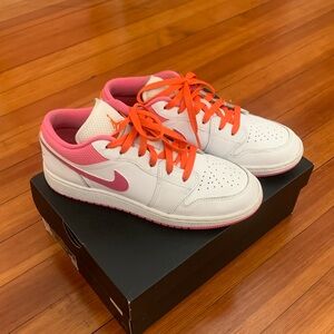 Girls Air Jordan 1 lows